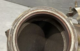 Катализатор для Volvo XC90 2018 года на фотографиях