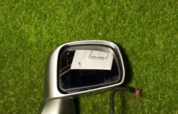 Стекла и зеркала для Nissan Tiida на фотографиях