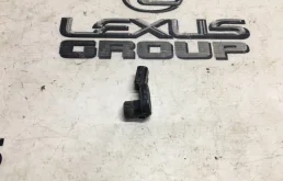 Парктроник передний для Toyota RAV4 на фотографиях