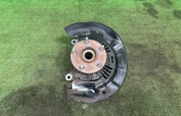 кулак поворотный левый перед для Toyota Venza GV10,15 2008-2012