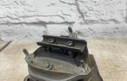 Кронштейн кпп Audi A4 2007-2015 B8