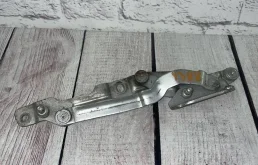 Петля крышки багажника седан правая VW Passat 2001-2005 B5+