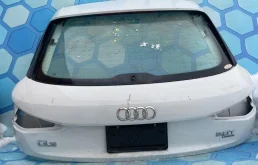 Крышка багажника дверь задняя Audi Q3 2011-2014 8U