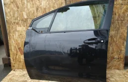 Дверь Peugeot 208 2016 CC
