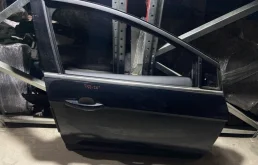 Дверь передняя правая Ford Focus 3 ХЭТЧБЭК 1.5L