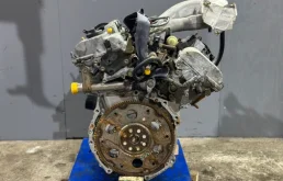 Двигатель без навесного для Lexus ES 2004 года на фотографиях