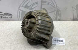 Подушка двигателя Mercedes-benz W204