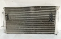 РАДИАТОР ДВИГАТЕЛЯ AUDI VOLKSWAGEN PORSCHE 7L0121253A  S4149Z