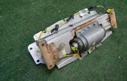 Подушка безопасности пассажира для BMW X5 на фотографиях