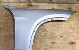 Крыло BMW X1 E84