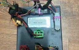 блок комфорта (8K0907063AH) для Audi A4 B8 2007-2015