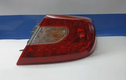 Фонарь Nissan Fuga 2012 HY51