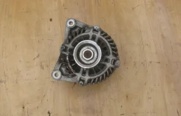 Генератор для Nissan Tiida на фотографиях