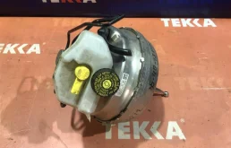 Вакуумный усилитель тормозов для BMW X3 на фотографиях