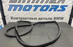 Уплотнитель двери BMW 335i 2010 51767175784 E92 N55B30A, правый