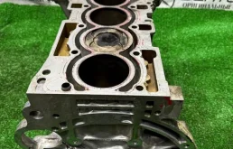 Блок цилиндров bmw n20b20a 11112357458 поршни