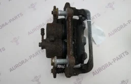 Суппорт передний левый для Land Rover Discovery на фотографиях