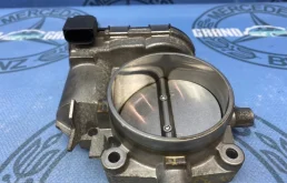 Дроссельная заслонка для Mercedes-Benz C class на фотографиях