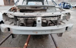 Панель кузова передняя с лонжеронами Renault Sandero 2013 8201059908 BS11 1.6 K7M710, передний