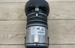 Пневмостойка передняя правая для Audi Q7 на фотографиях