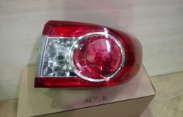 Фонарь задний правый для Toyota Corolla E140/E150 Седан 2006-2013