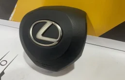 Подушка безопасности водителя для Lexus RX на фотографиях