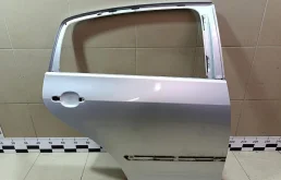 Дверь задняя правая Golf V Plus 2005-2014