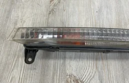 Поворотник передний левый для Audi Q7 2006 года на фотографиях