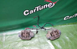 суппорт передний правый для Mercedes-Benz M class W163 1998-2005