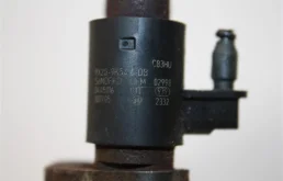 Форсунка топливная для Land Rover Range Rover Sport на фотографиях