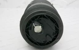 Пневмоподушка задняя левая для Audi Q7 на фотографиях