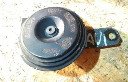 Звуковой сигнал для Toyota Corolla на фотографиях