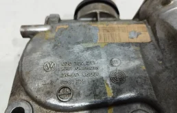 Передняя крышка двигателя для Volkswagen Polo на фотографиях