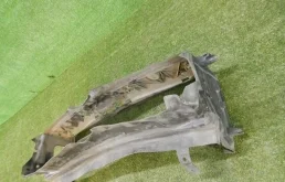 Воздуховод радиатора левый верхний для BMW 3er на фотографиях