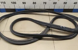 Уплотнитель багажника Astra H / Family 2004-2015