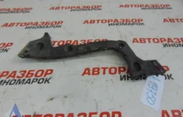 Направляющая заднего бампера правая Ford Focus 3 2011>