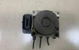 Блок ABS (насос) Toyota Corolla E150 2006-2013