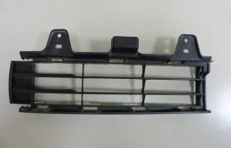 Решетка в бампер правая Toyota Land Cruiser (J200) 2007-2015