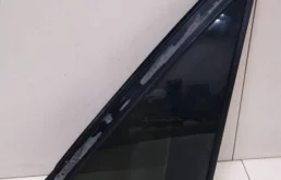 Стекло кузовное глухое правое Lexus RX 300/330/350/400h (XU30) 2003-2009