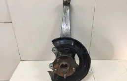 Кулак поворотный передний правый Toyota Crown Majesta (S180) 2004-2009