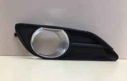 Рамка противотуманной фары правой Toyota Camry V40 2006-2011