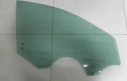 Стекло двери передней правой Skoda Rapid 2012-2020
