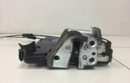 Замок двери передней правой Toyota Camry V40 2006-2011