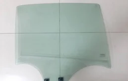 Стекло двери задней правой Renault Logan 2 2014-2022