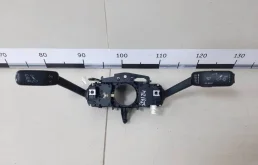 Переключатель подрулевой в сборе Skoda Octavia A7 2013-2020