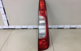 Фонарь задний правый Ford C-MAX 2003-2010