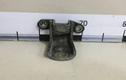 Петля двери передней правой верхняя Nissan Primera P12 2001-2008