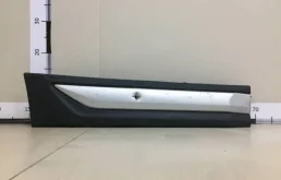 Накладка двери задней правой Mitsubishi Outlander GF 2012-2022
