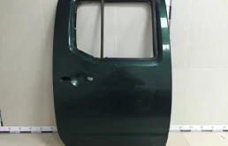 Дверь задняя правая Nissan Navara D40 2004-2015