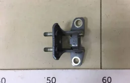 Петля двери задней правой верхняя Mitsubishi Outlander XL CW 2005-2012